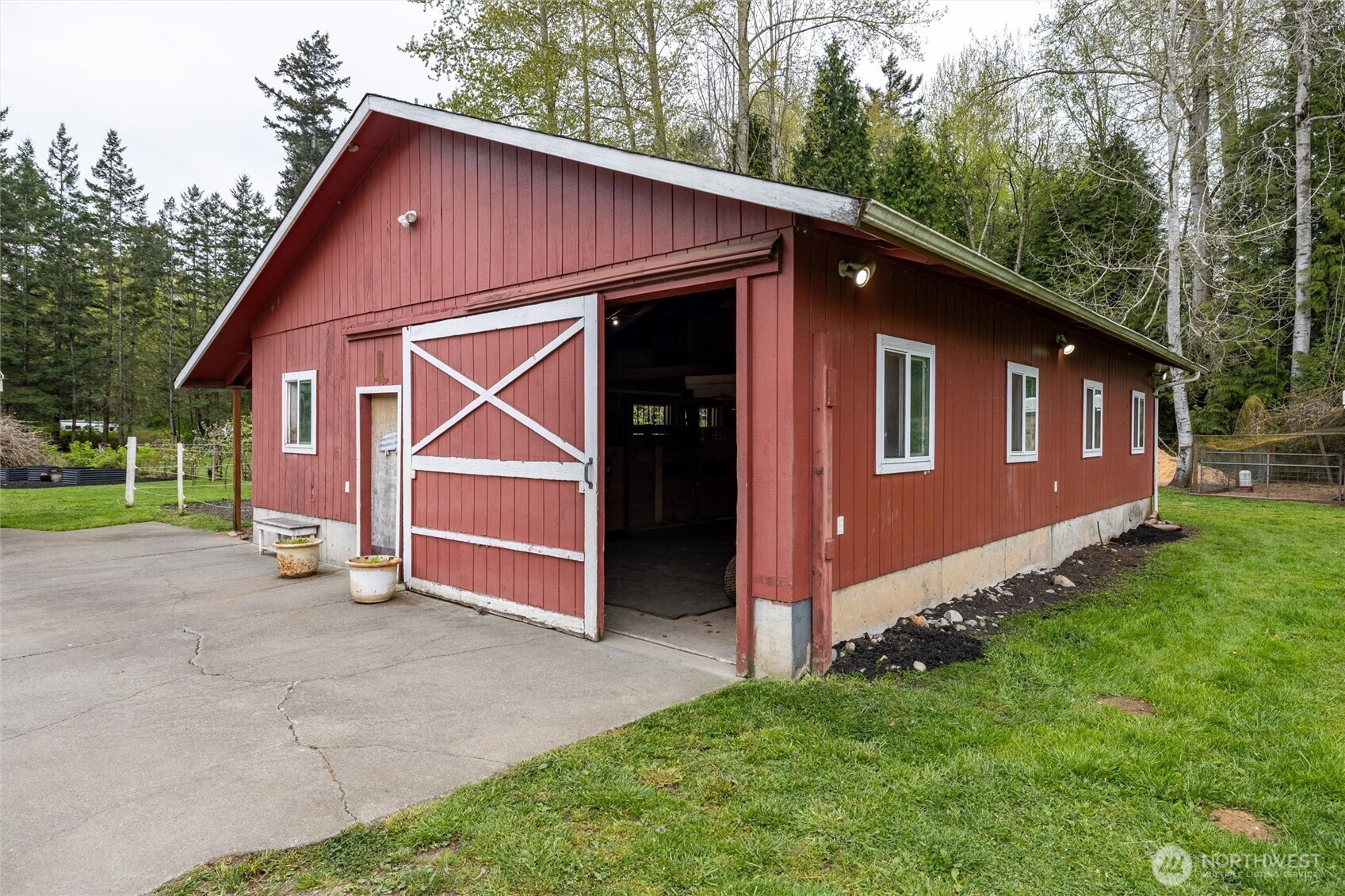 8163 Kickerville Road Blaine, WA 98230 - Photo 33 of 40