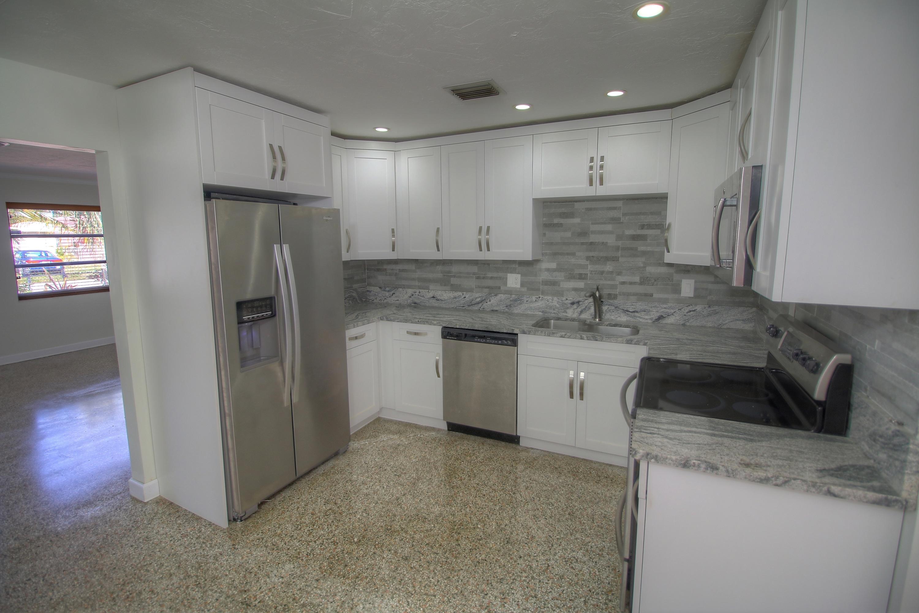 183 West 37th Street Riviera Beach, FL 33404 - Photo 13 of 33 Kitchen 3 MLS