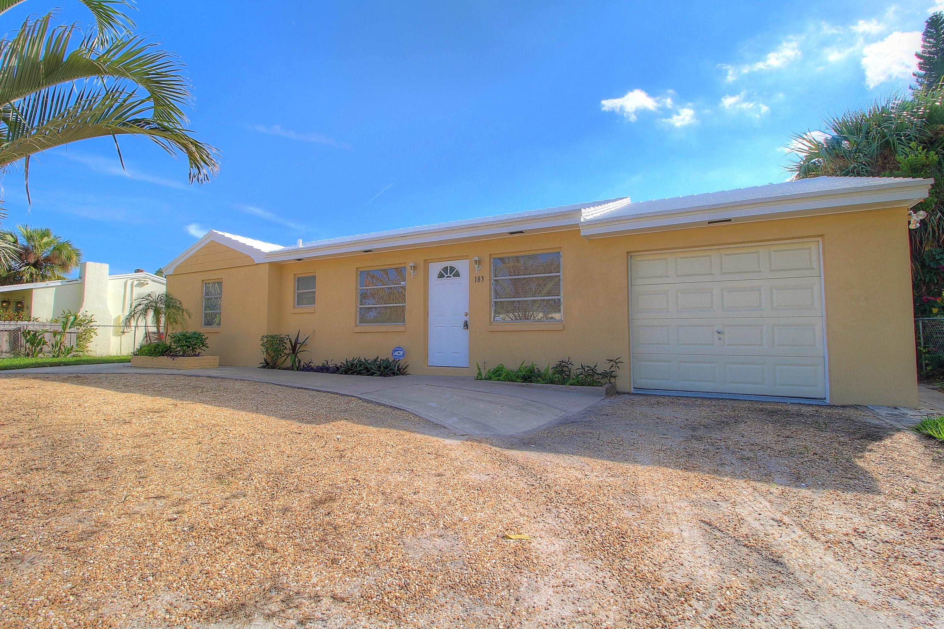 183 West 37th Street Riviera Beach, FL 33404 - Photo 2 of 33 House Front 2 MLS