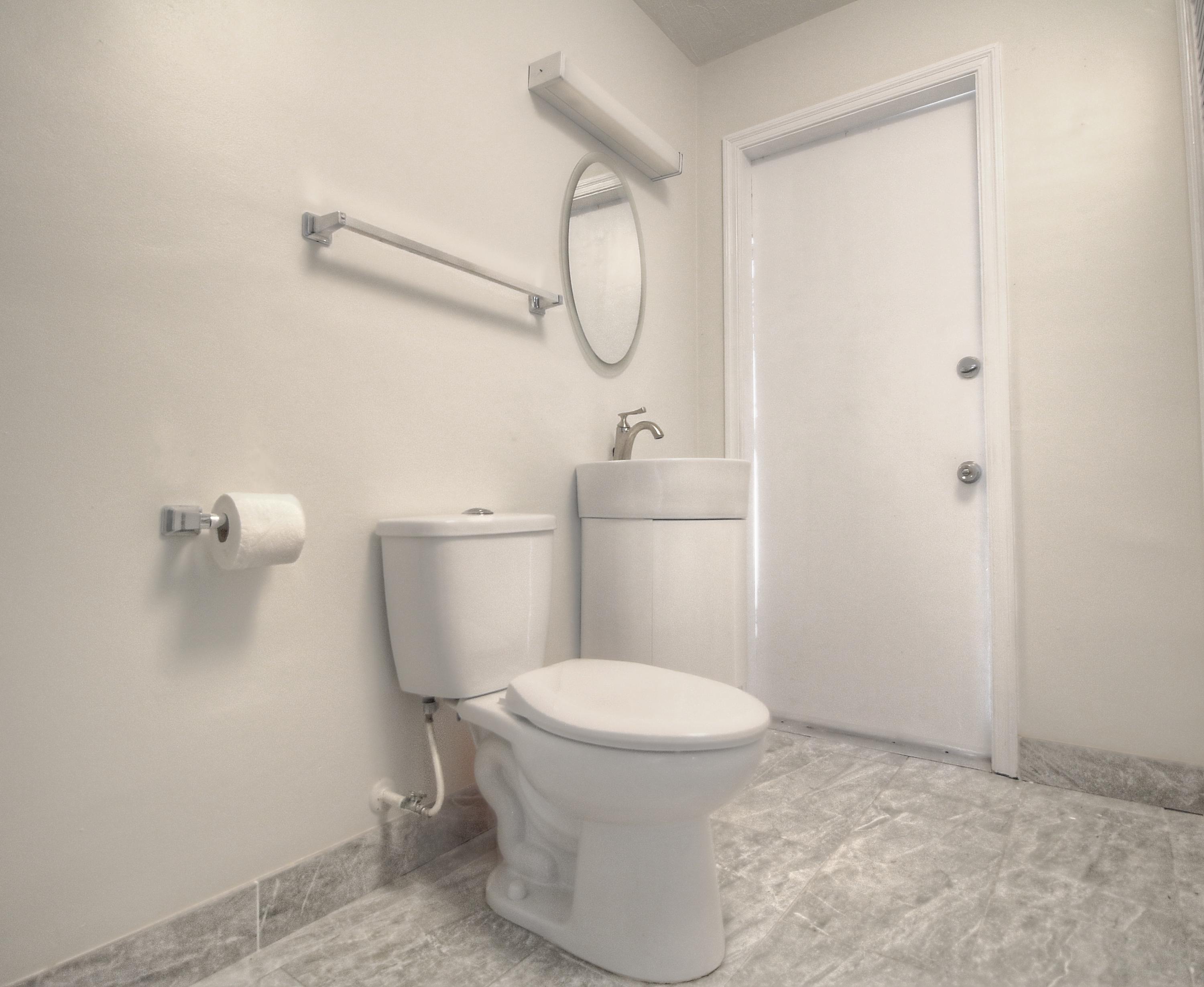 183 West 37th Street Riviera Beach, FL 33404 - Photo 22 of 33 Bathroom 1a MLS