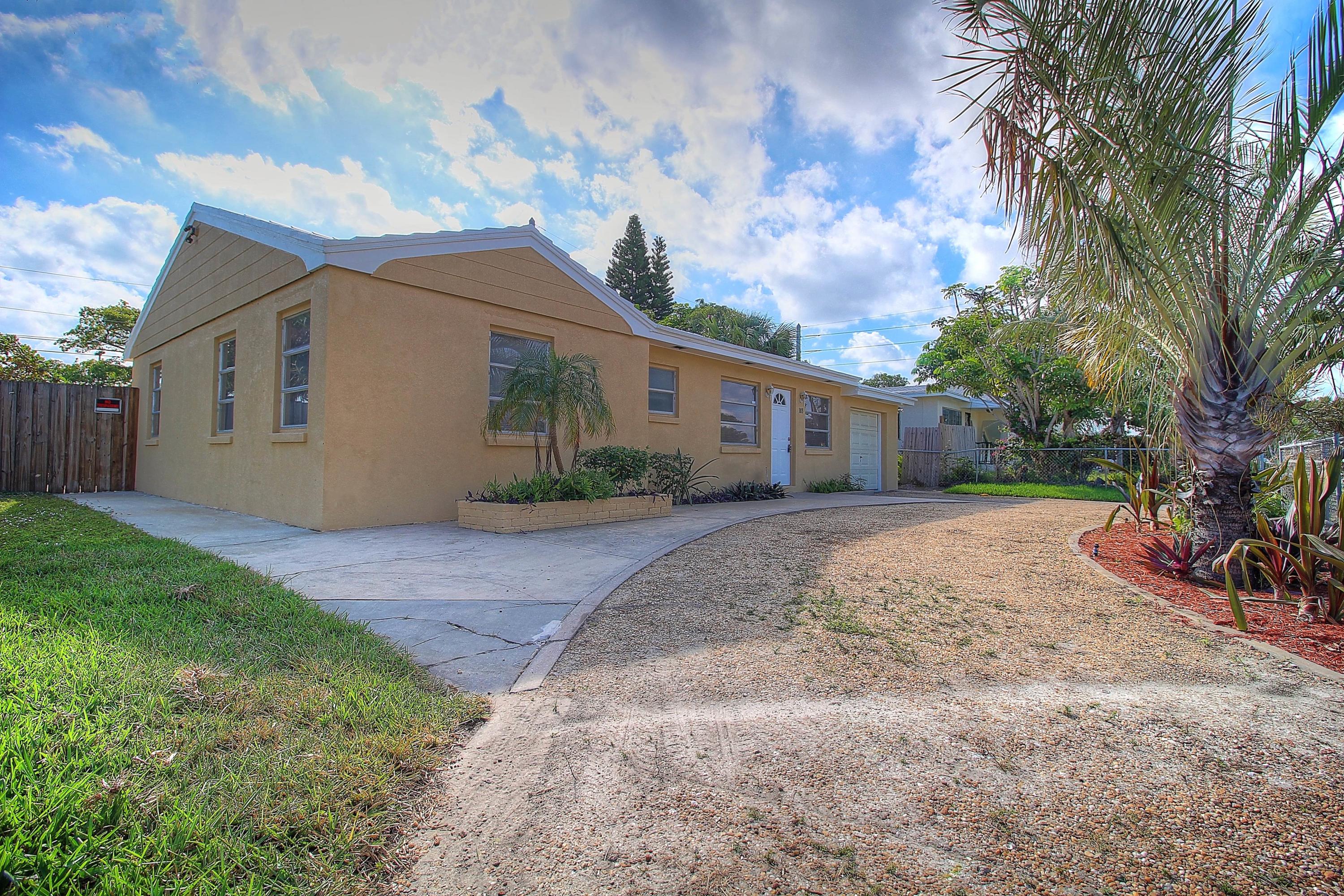 183 West 37th Street Riviera Beach, FL 33404 - Photo 4 of 33 House Front 4 MLS