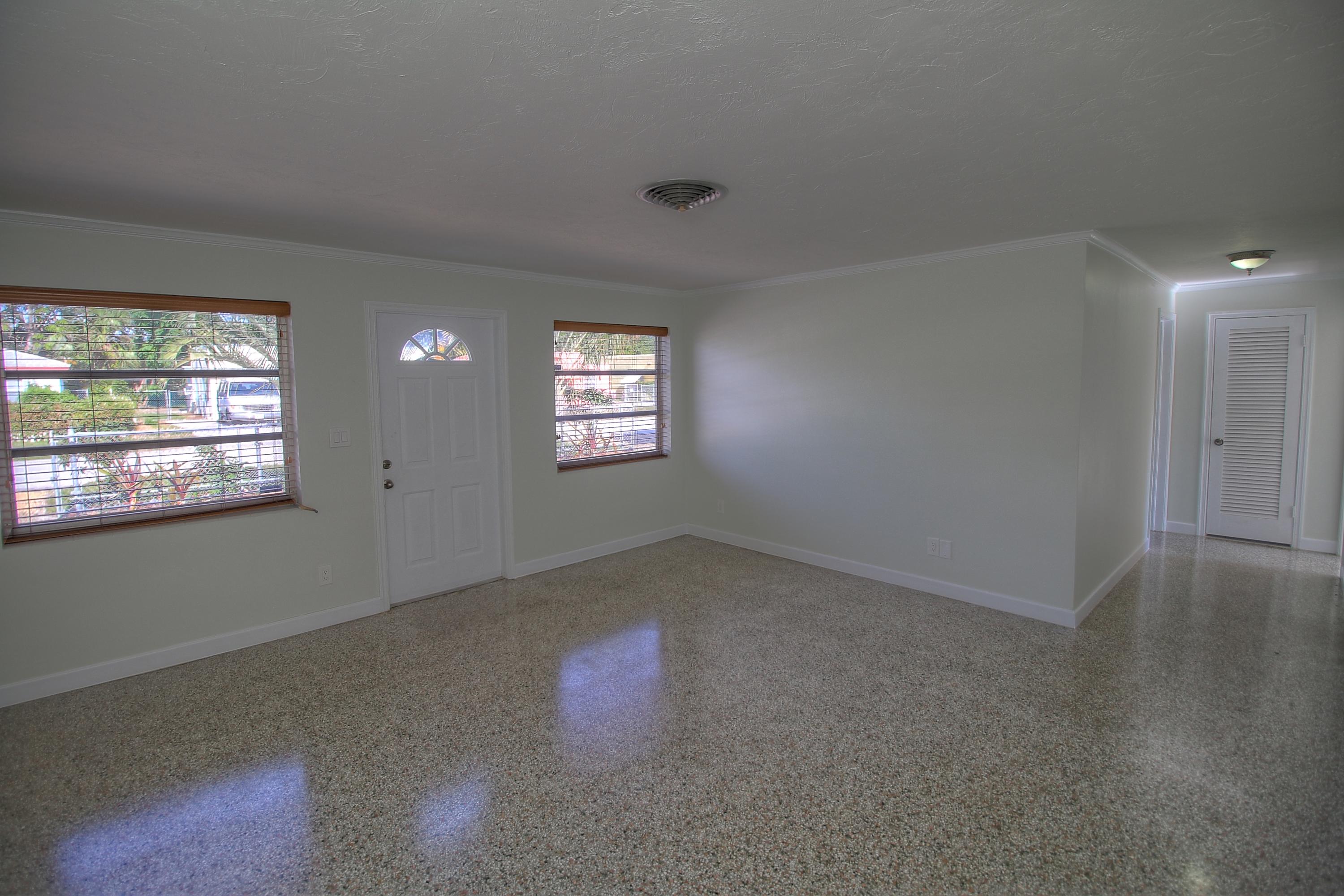 183 West 37th Street Riviera Beach, FL 33404 - Photo 5 of 33 Entrance MLS