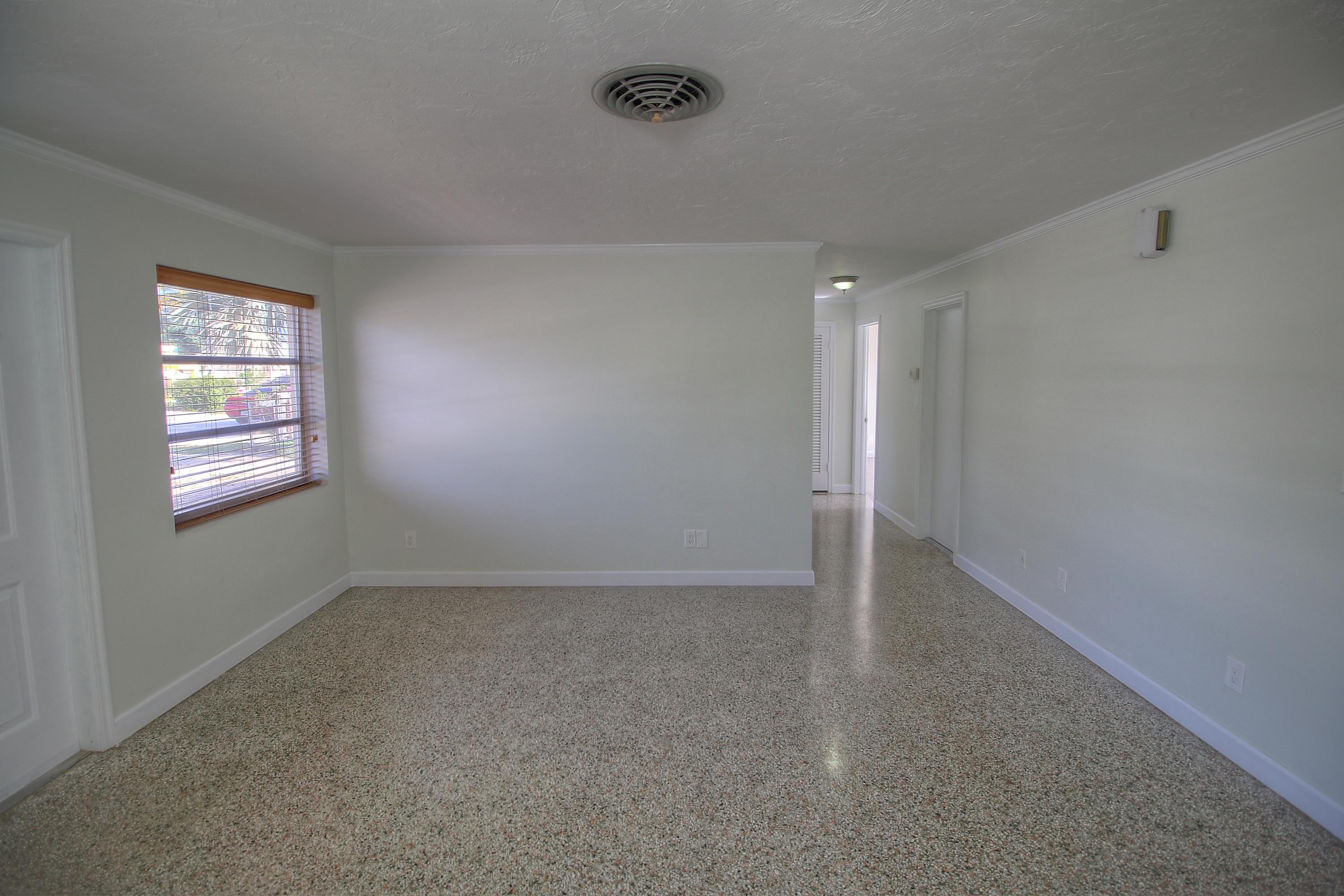 183 West 37th Street Riviera Beach, FL 33404 - Photo 7 of 33 Main Area 2 MLS