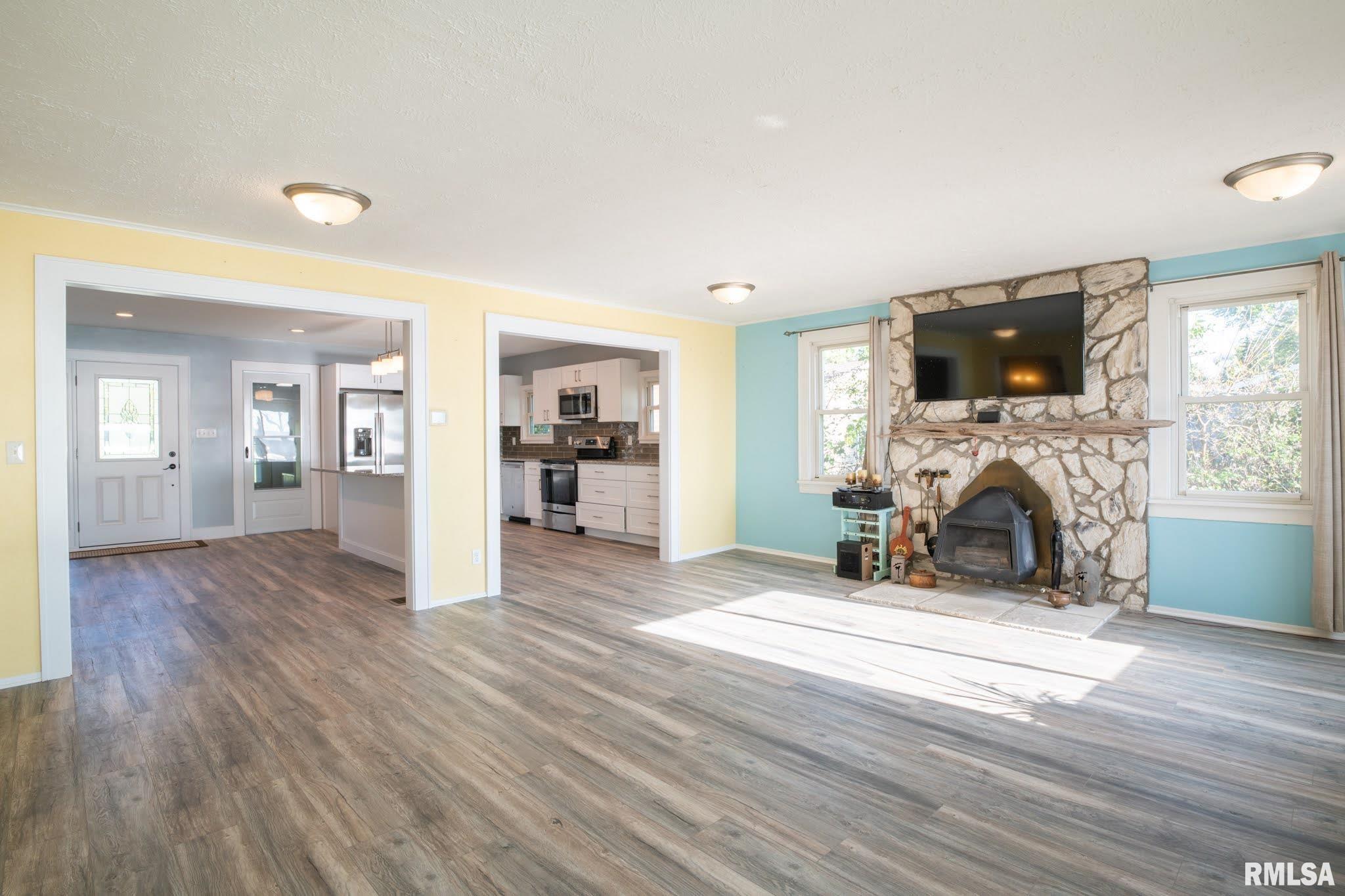 11900 North Riverview Road Chillicothe, IL 61523 - Photo 13 of 49 Gallery Image 13