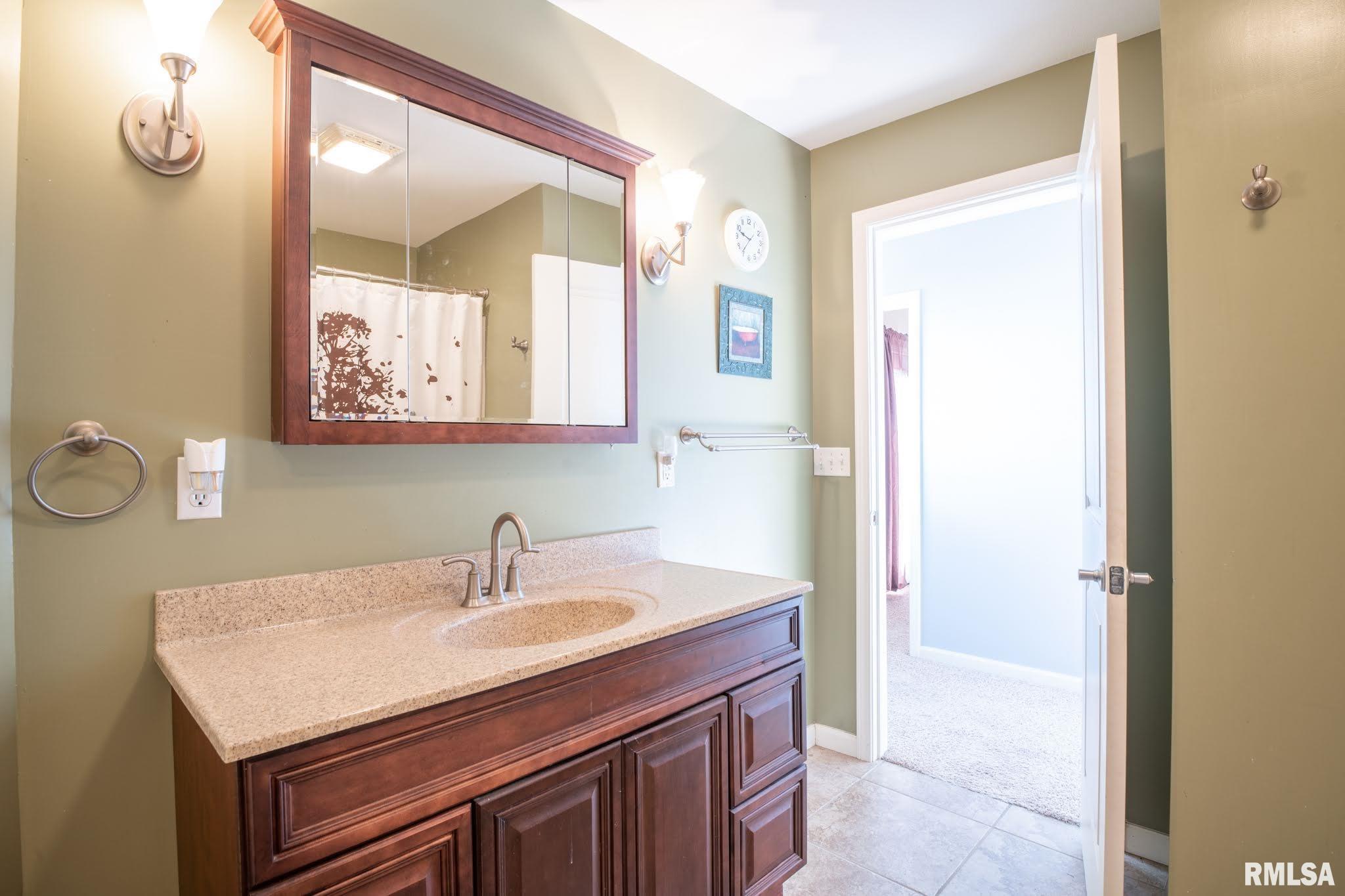11900 North Riverview Road Chillicothe, IL 61523 - Photo 24 of 49 Gallery Image 24