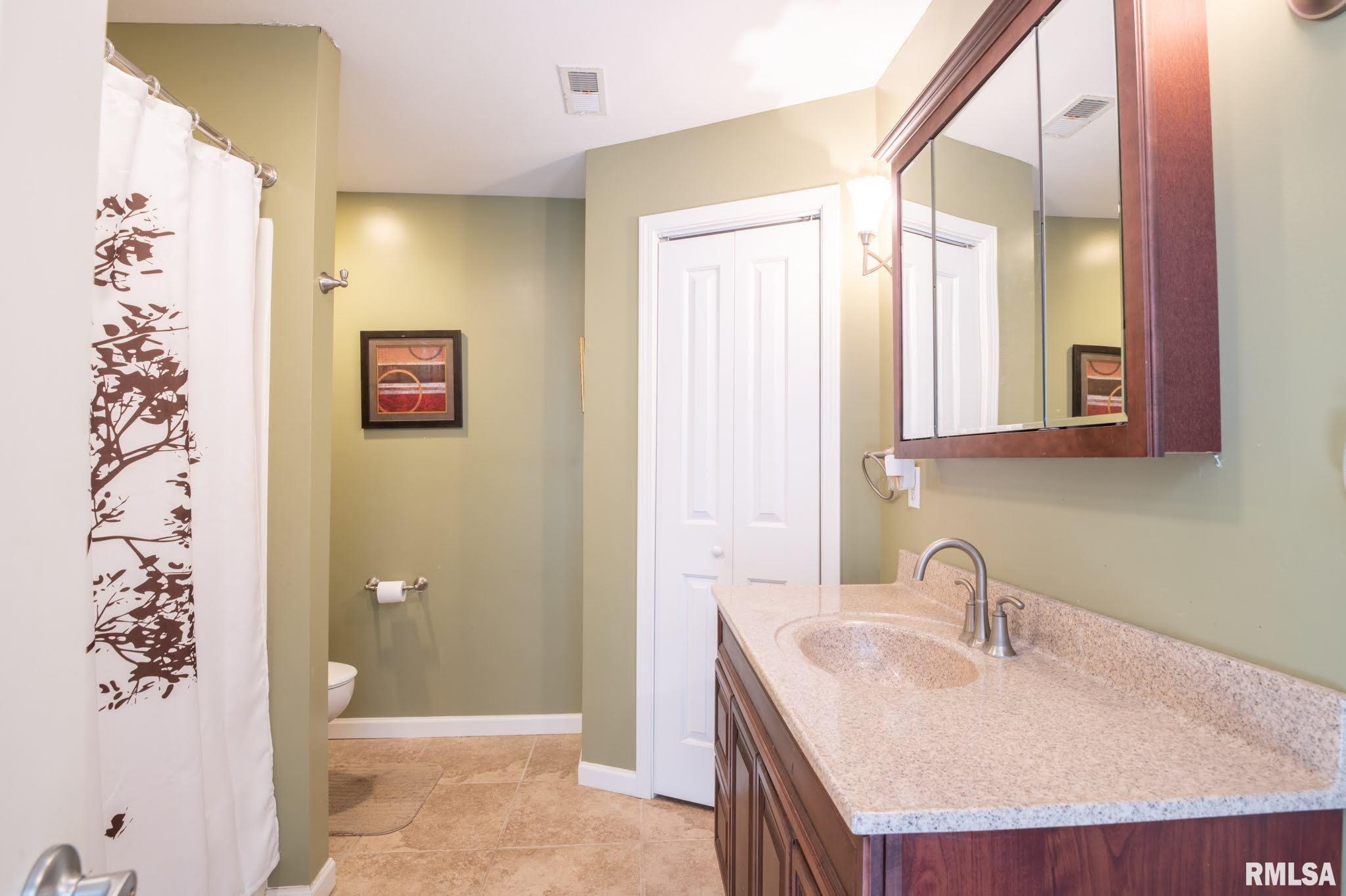 11900 North Riverview Road Chillicothe, IL 61523 - Photo 8 of 49 Gallery Image 8