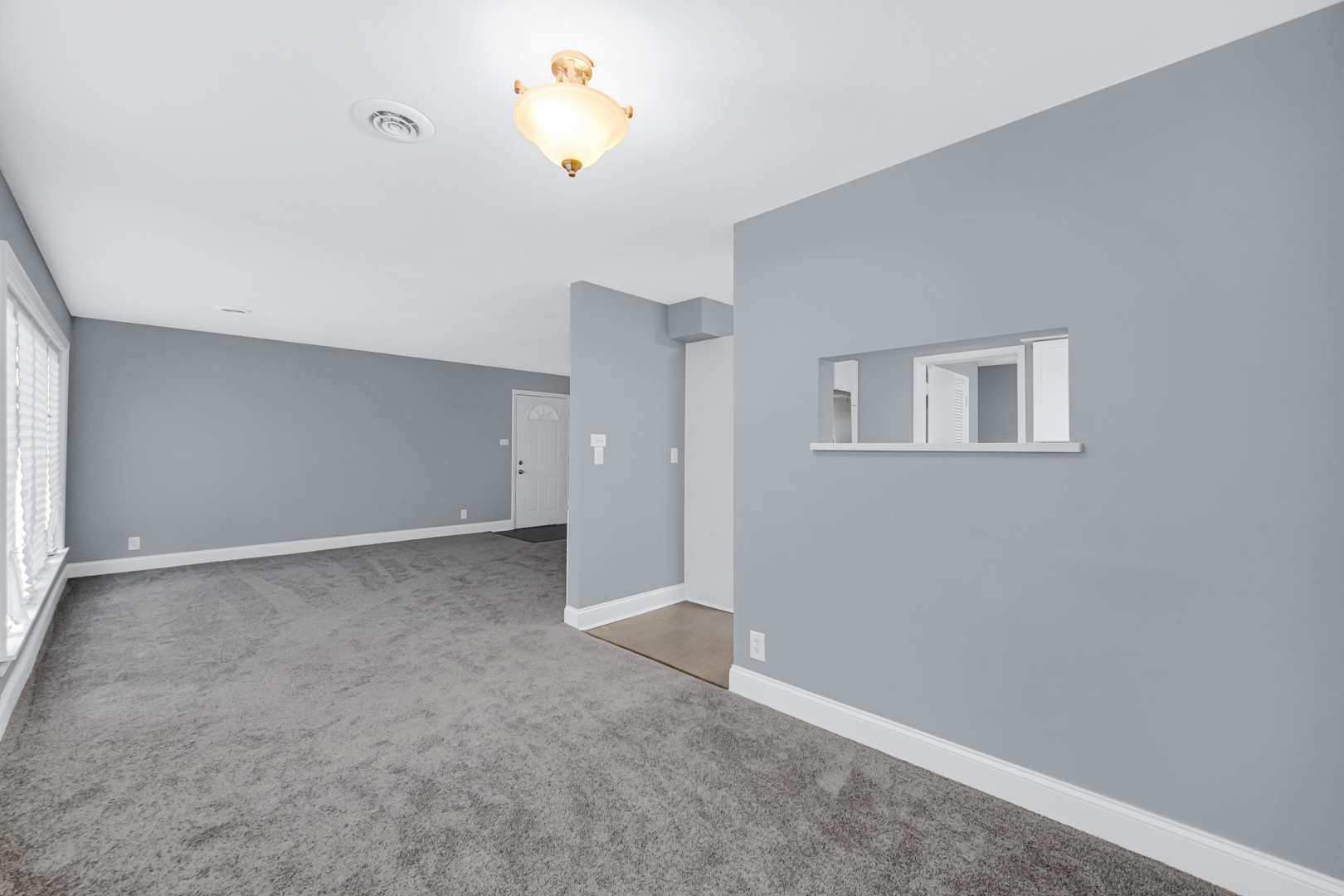 1522 186th Street Homewood, IL 60430 - Photo 10 of 22 a view of an empty room with a window