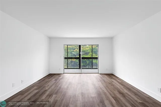 $2,500 | 7301 Amberly Lane, Unit 403, Delray Beach, FL 33446