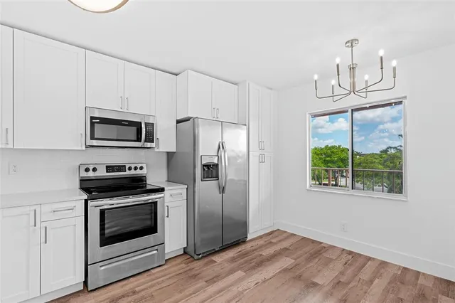 $2,500 | 7301 Amberly Lane, Unit 403, Delray Beach, FL 33446