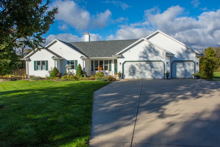 62149 Orange Road South Bend, IN 46614 - Photo 1 of 30 Gallery Image 1