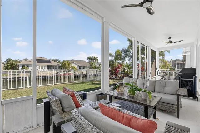 $1,225,000 | 415 Islebay Drive, Apollo Beach, FL 33572