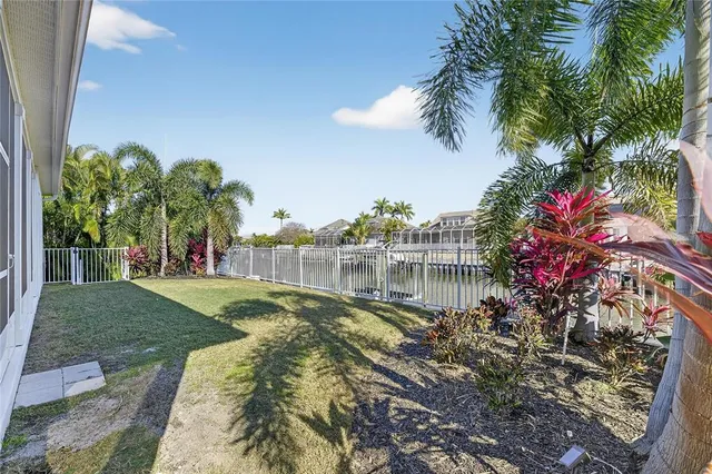 $1,225,000 | 415 Islebay Drive, Apollo Beach, FL 33572