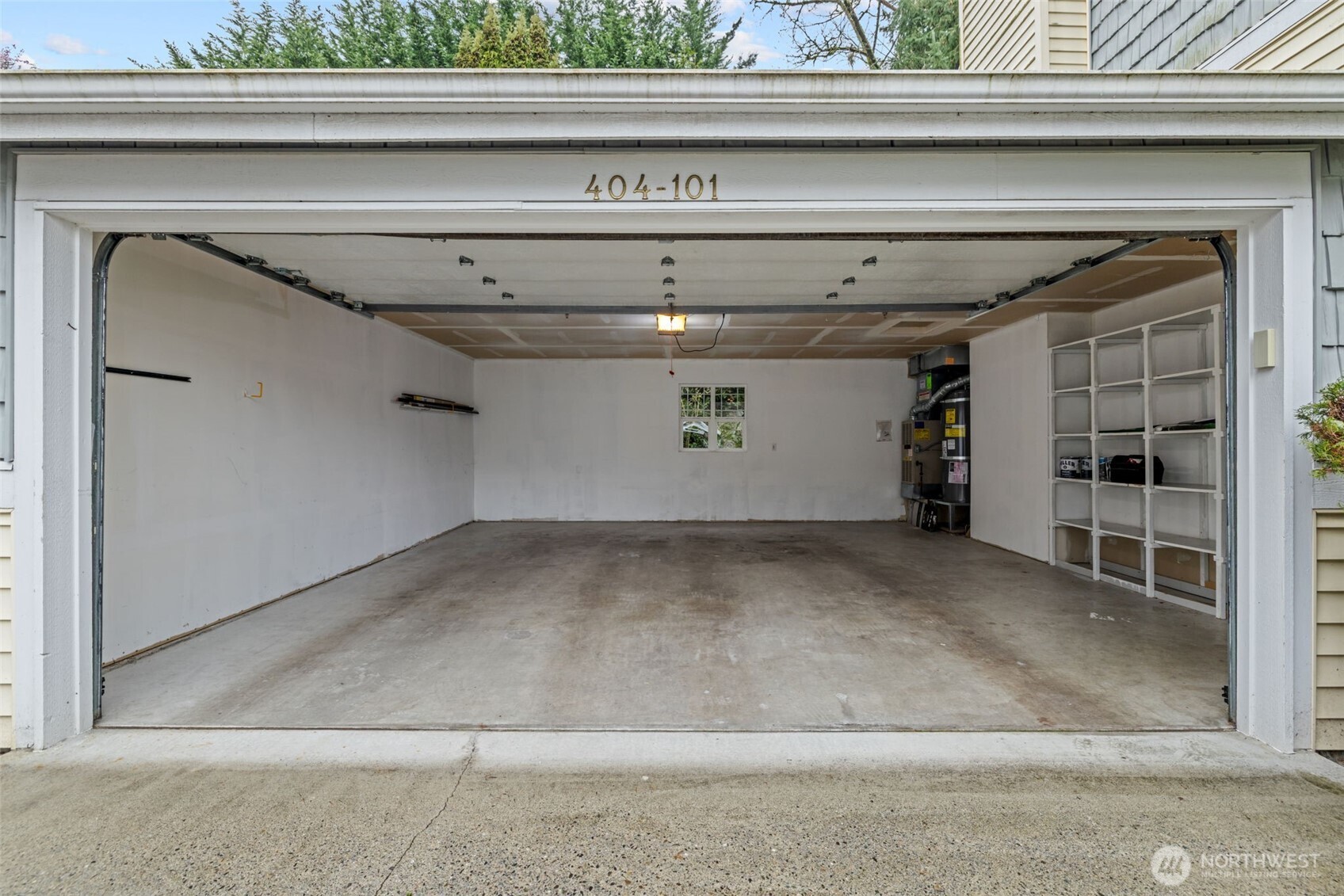 404 228th Street Southwest, Unit E101 Bothell, WA 98021 - Photo 25 of 32