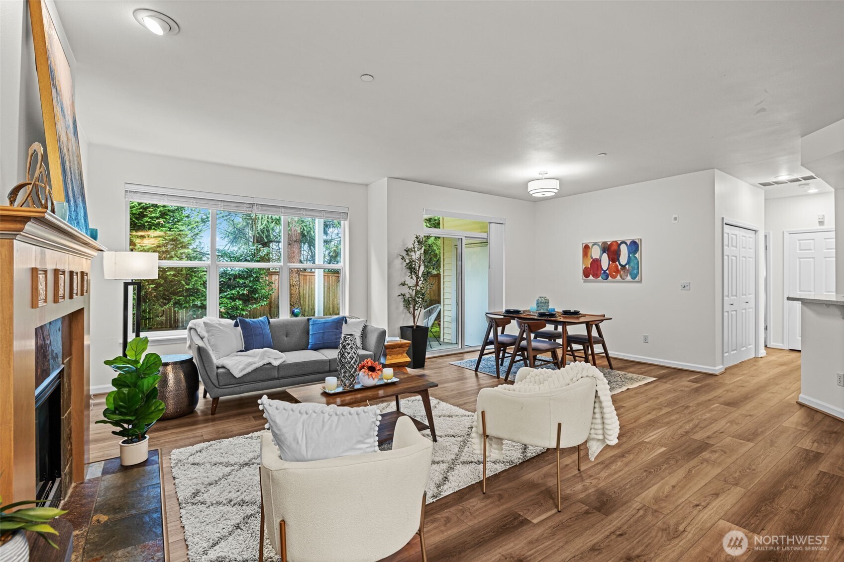 404 228th Street Southwest, Unit E101 Bothell, WA 98021 - Photo 4 of 32