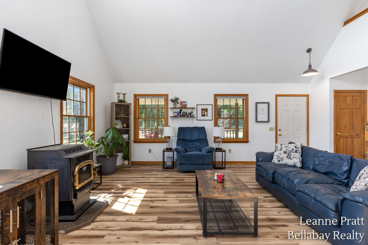 875 East Sager Road Hastings, MI 49058 - Photo 16 of 37 875-E-Sager_007