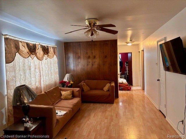19670 Karr Road Belleville, MI 48111 - Photo 4 of 11