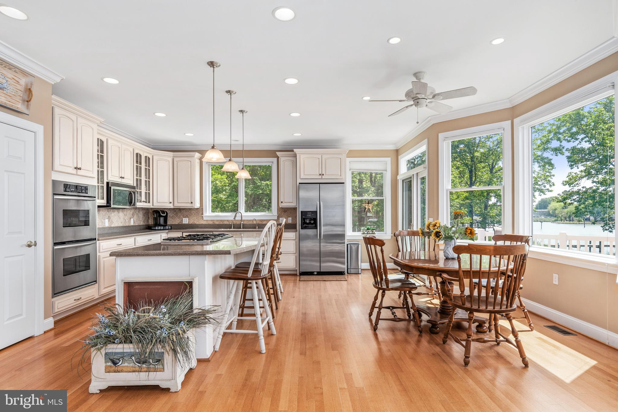 201 Brown Road Chester, MD 21619 - Photo 16 of 50 Kitchen Breakfast room