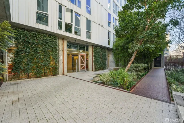 $890,000 | 388 Fulton Street, Unit 201, San Francisco, CA 94102