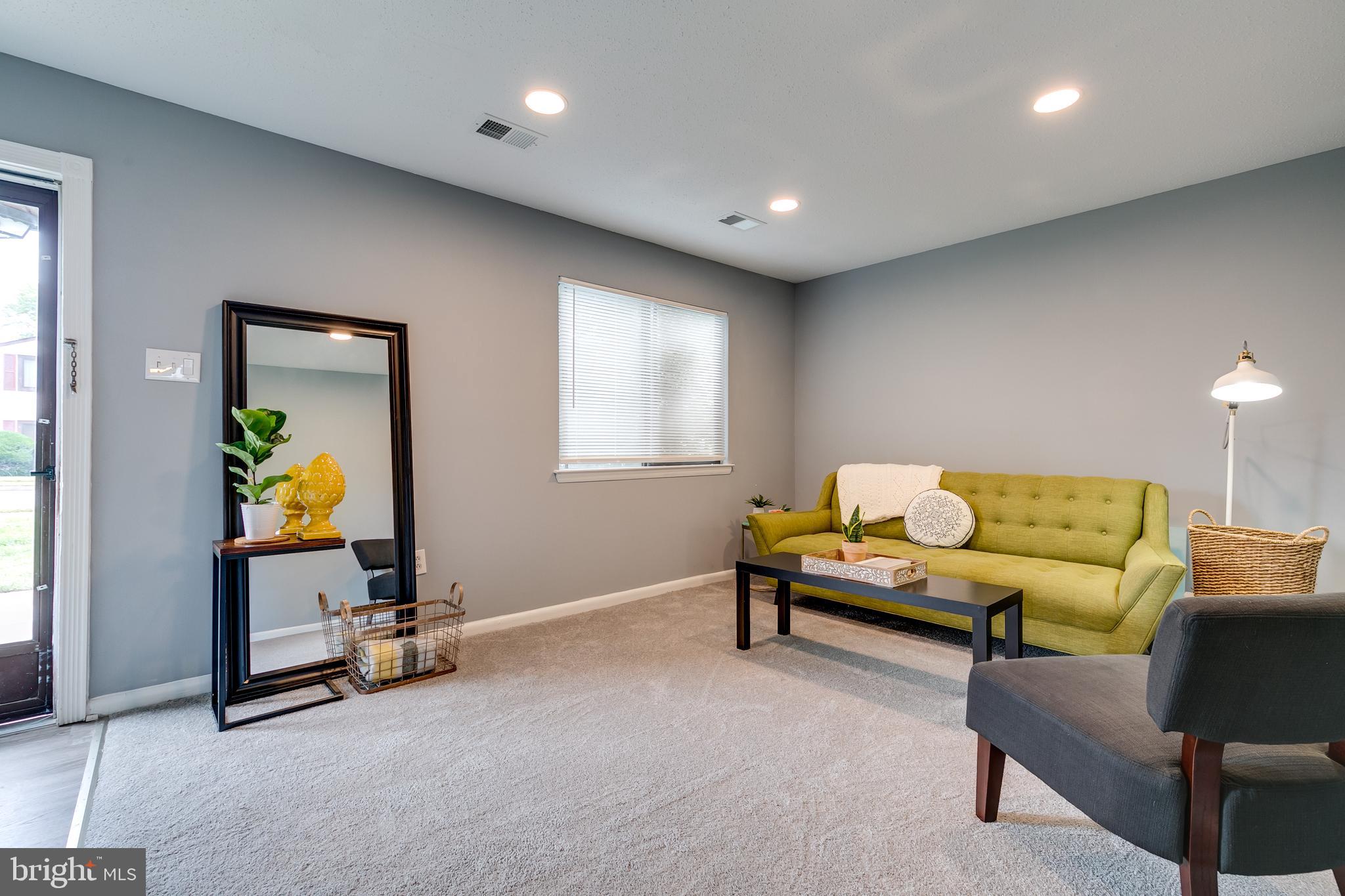 2576 Fox Ridge Court Woodbridge, VA 22192 - Photo 6 of 23