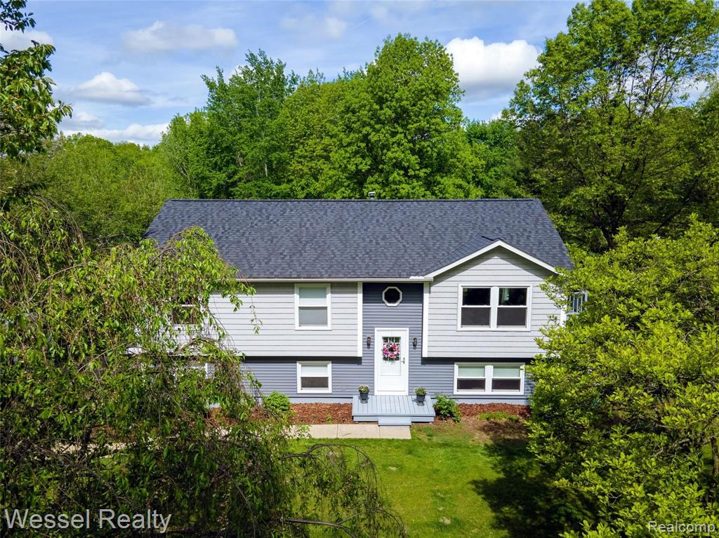 73149 Lassier Road Romeo, MI 48065 - Photo 2 of 45