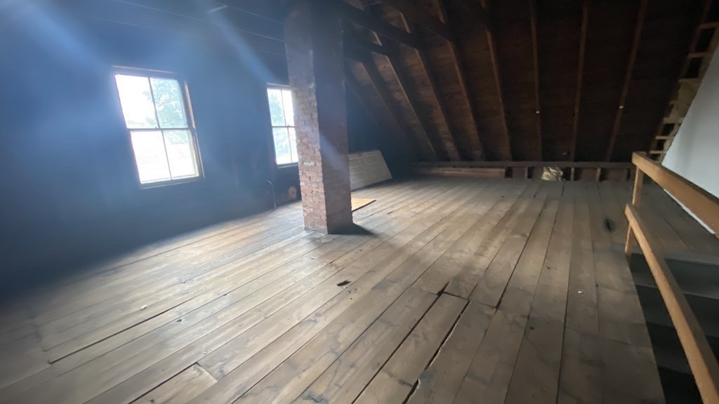 8-10 Ridge Street Andover, MA 01810 - Photo 12 of 24 Gallery Image 12