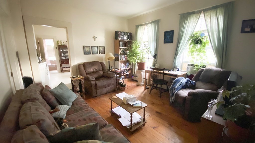 8-10 Ridge Street Andover, MA 01810 - Photo 17 of 24 Gallery Image 17