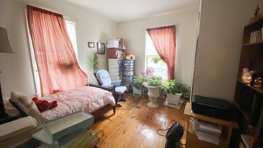 8-10 Ridge Street Andover, MA 01810 - Photo 18 of 24 Gallery Image 18