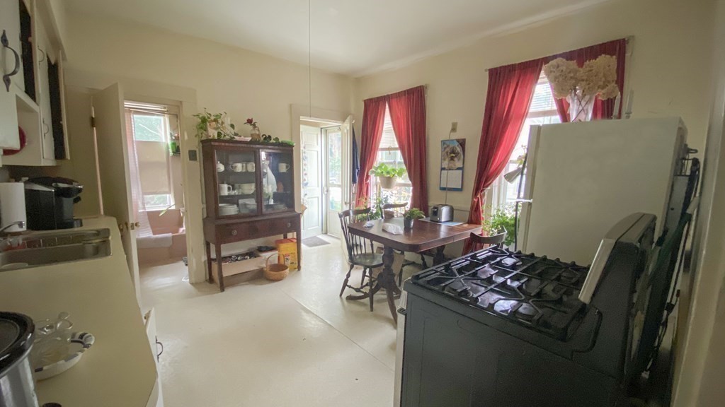 8-10 Ridge Street Andover, MA 01810 - Photo 20 of 24 Gallery Image 20