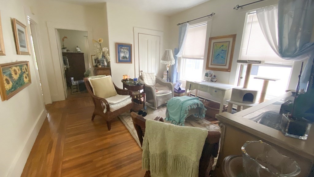 8-10 Ridge Street Andover, MA 01810 - Photo 4 of 24 Gallery Image 4