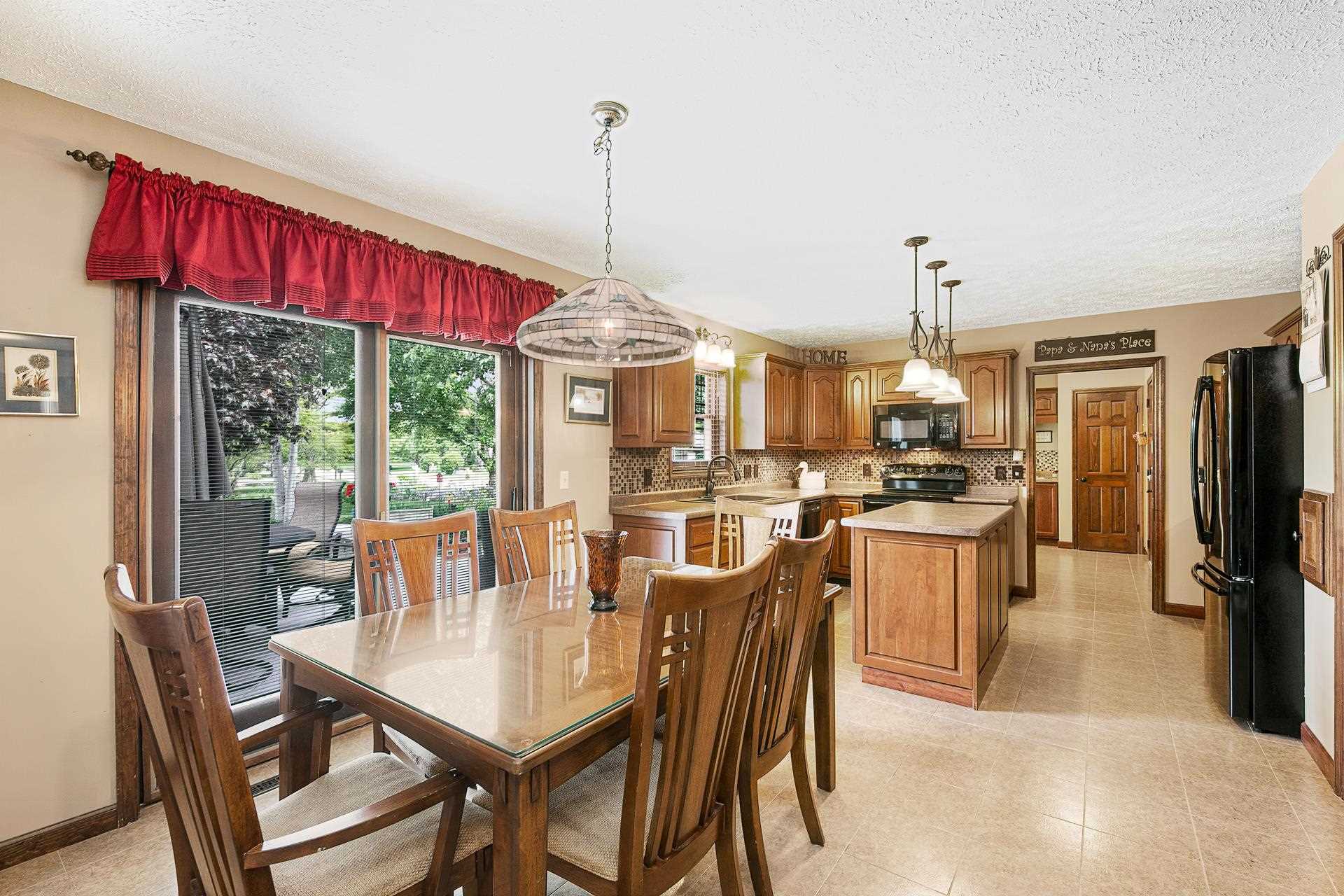 4203 Forest Road Davenport, IA 52807 - Photo 14 of 50 Gallery Image 14