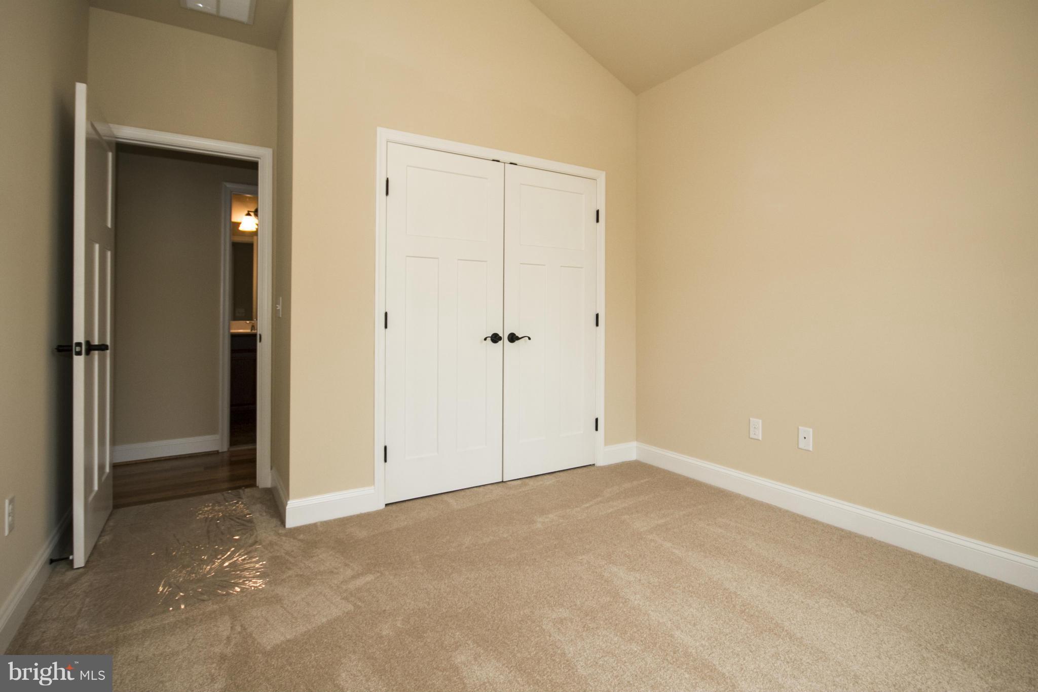 254 Nanticoke Road Baltimore, MD 21221 - Photo 22 of 30 an empty room with closet area