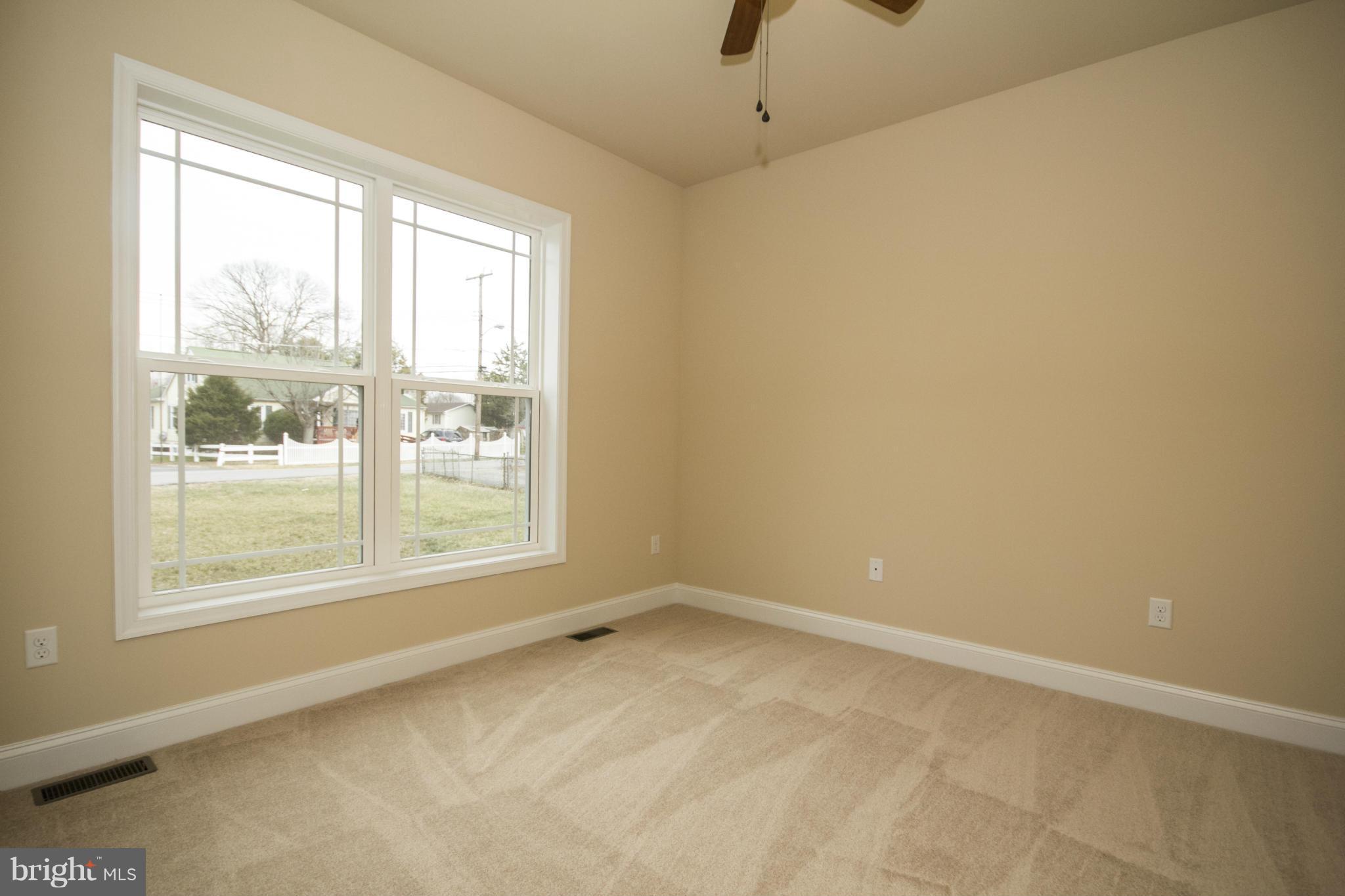 254 Nanticoke Road Baltimore, MD 21221 - Photo 23 of 30 an empty room with a window
