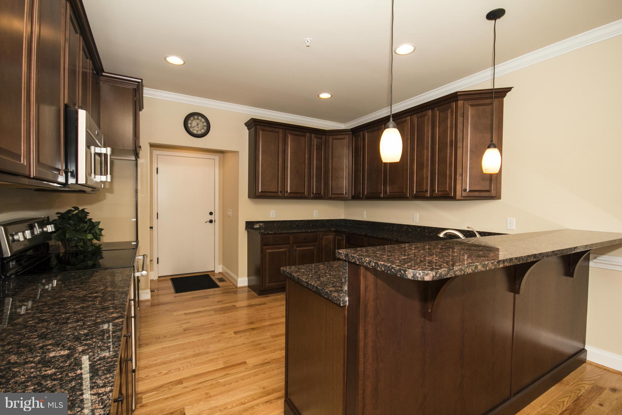 254 Nanticoke Road Baltimore, MD 21221 - Photo 10 of 30