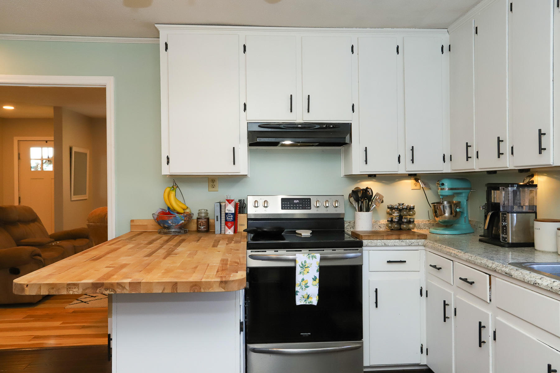 205 Stag Road Springfield, GA 31329 - Photo 20 of 57 kitchen3