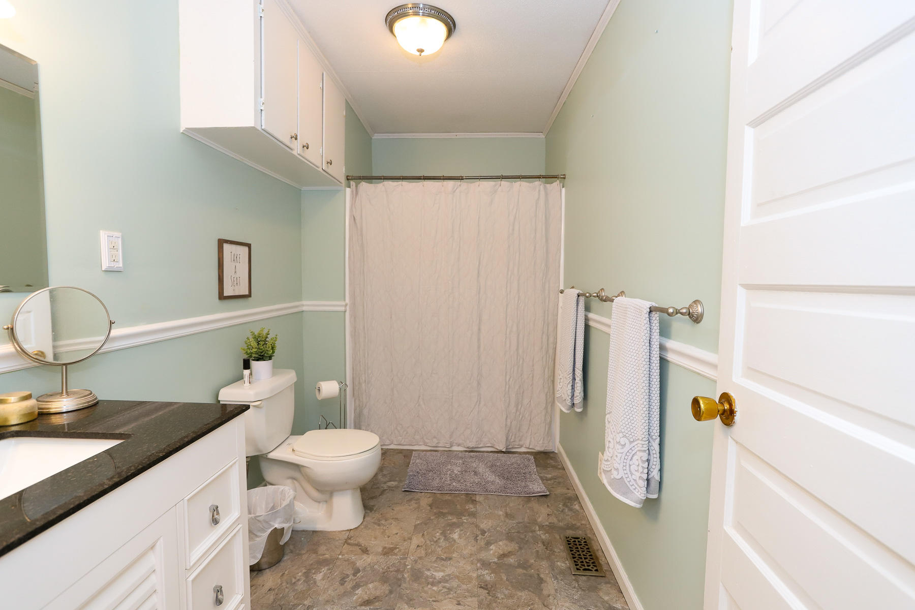 205 Stag Road Springfield, GA 31329 - Photo 40 of 57 hall bath1