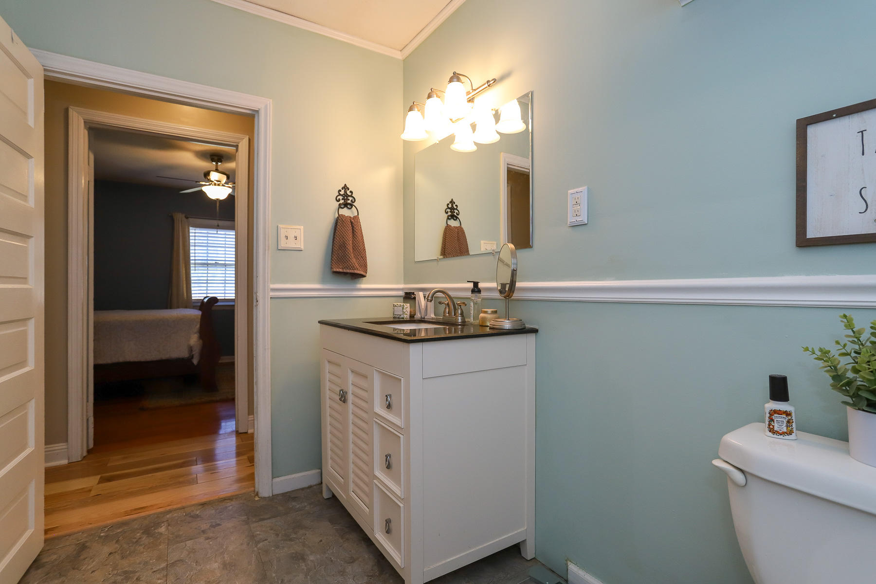 205 Stag Road Springfield, GA 31329 - Photo 41 of 57 hall bath3