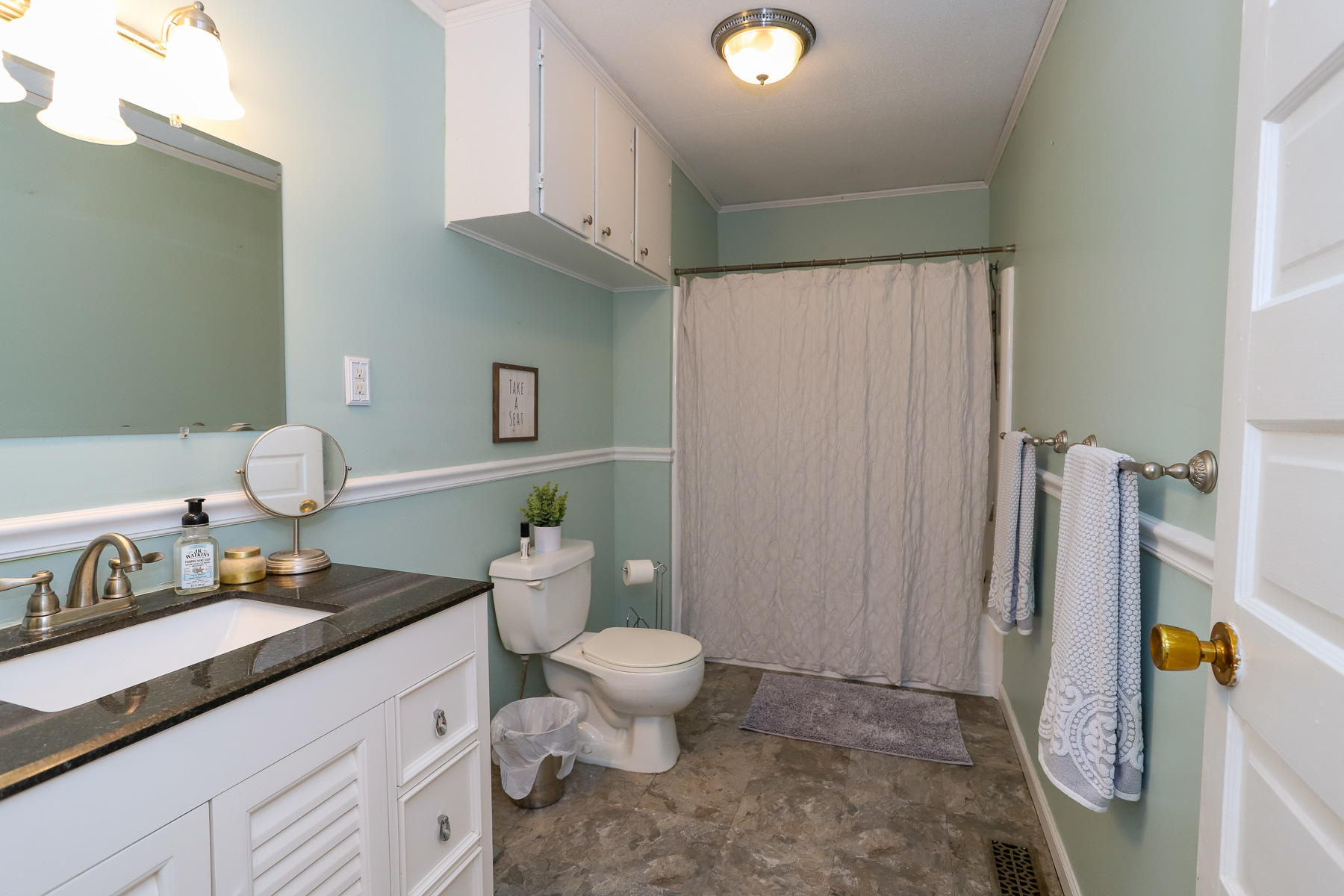 205 Stag Road Springfield, GA 31329 - Photo 42 of 57 hall bath4
