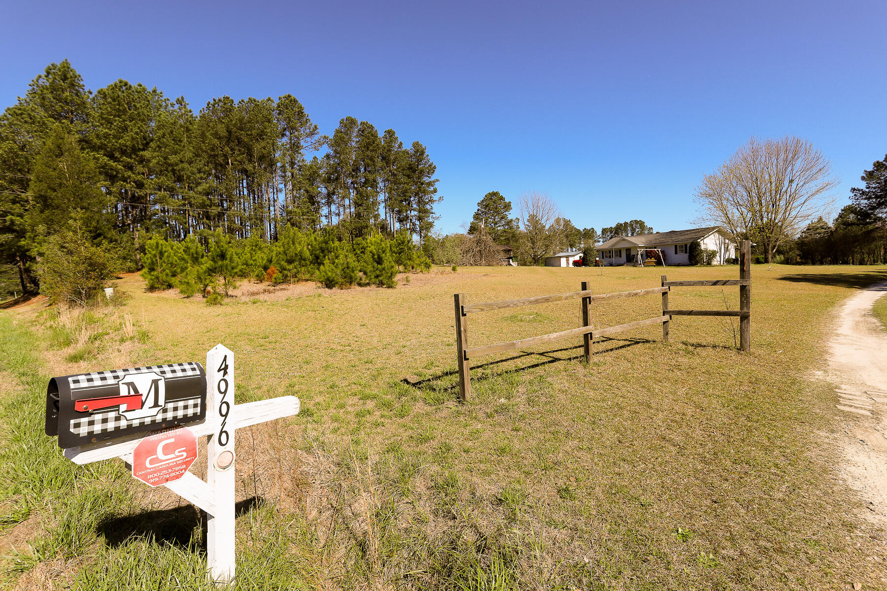 205 Stag Road Springfield, GA 31329 - Photo 6 of 57 front yard4