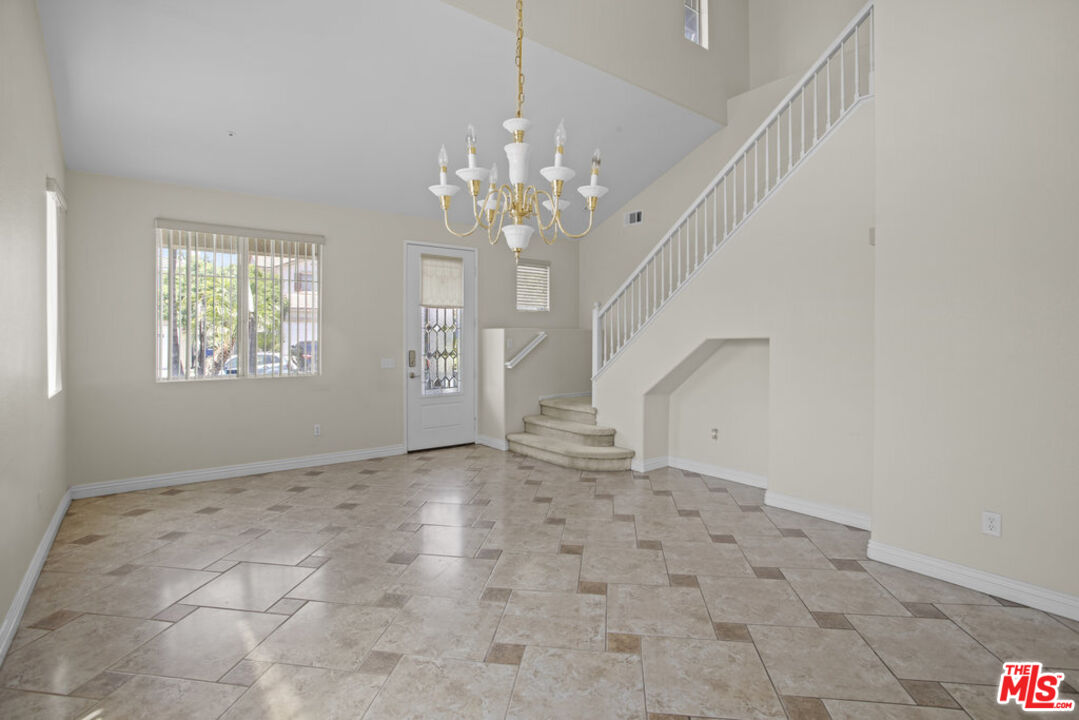 5972 Kendrick Drive Riverside, CA 92507 - Photo 11 of 50 Gallery Image 11