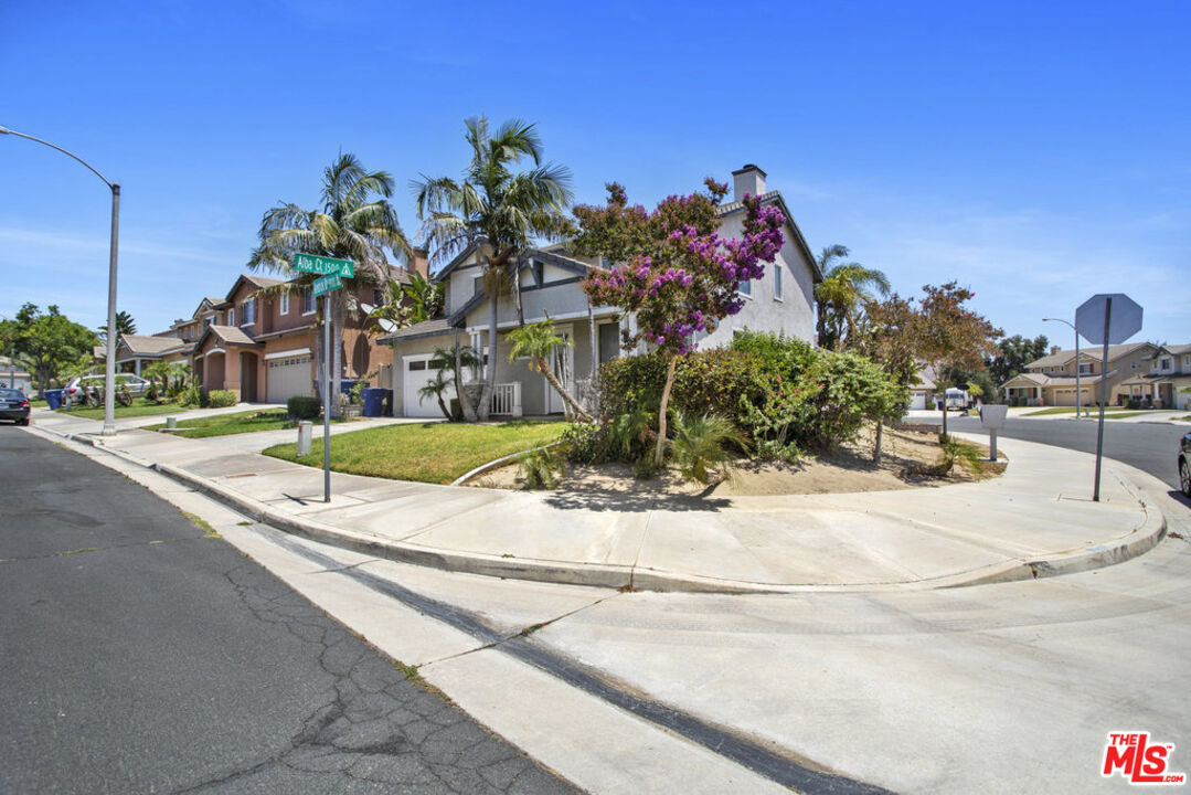 5972 Kendrick Drive Riverside, CA 92507 - Photo 8 of 50 Gallery Image 8