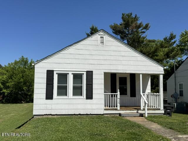 1012 Jones Street Athens, TN 37303 - Photo 1 of 21 IMG_3932