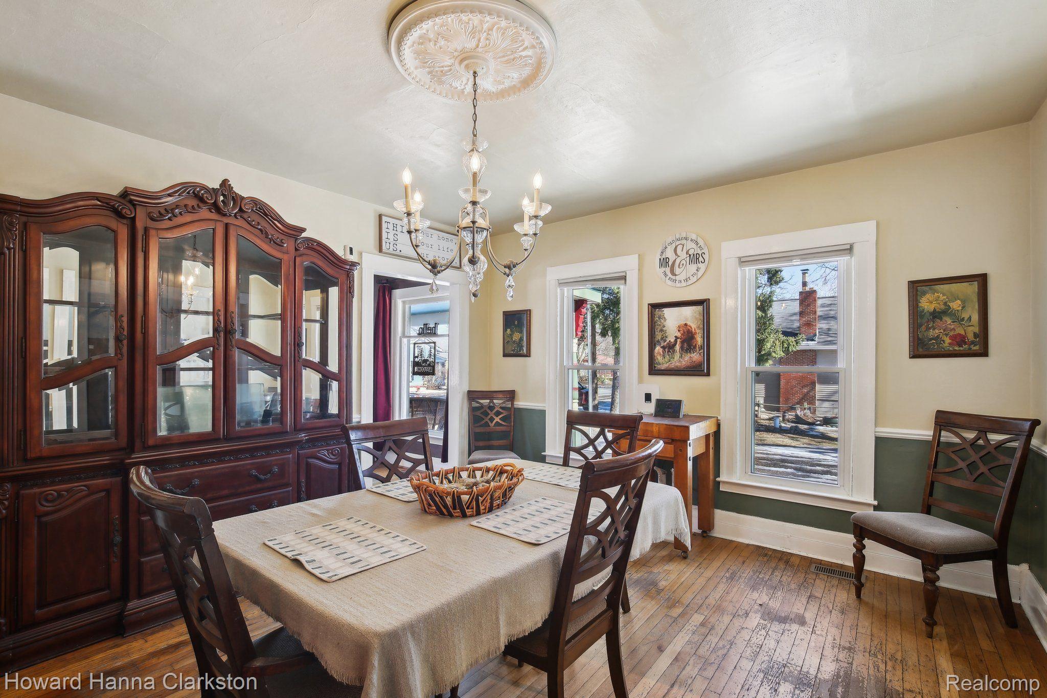 701 West Commerce Road Commerce Township, MI 48382 - Photo 8 of 63 Formal Dining Room