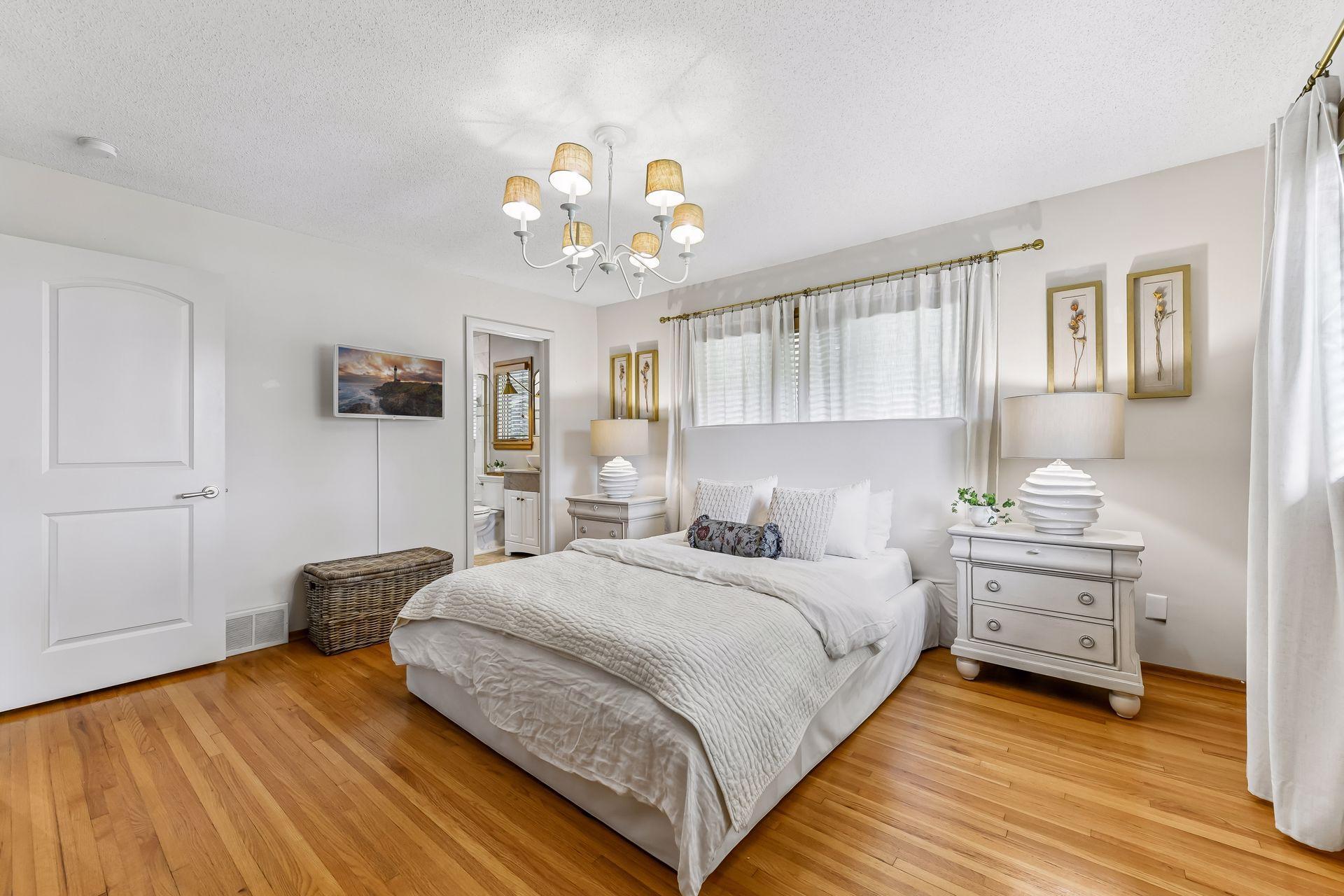 15803 Holdridge Road East Wayzata, MN 55391 - Photo 21 of 51 Gallery Image 21