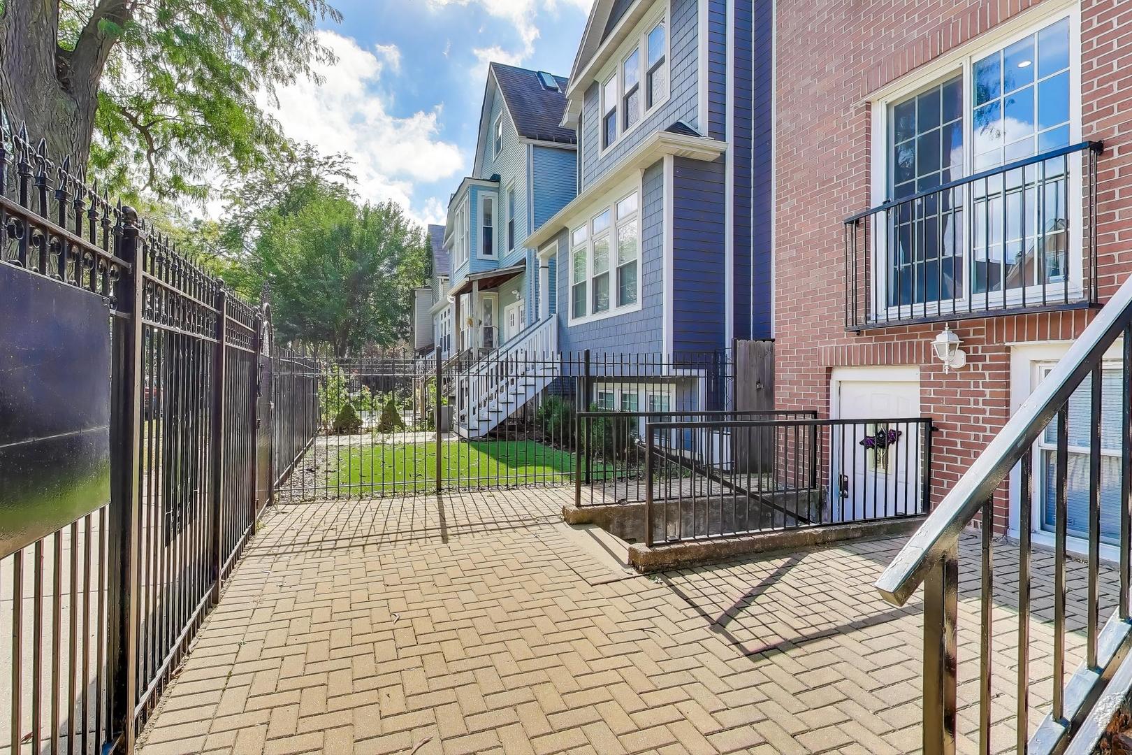 1940 North Ridgeway Avenue, Unit 2 Chicago, IL 60647 - Photo 4 of 23