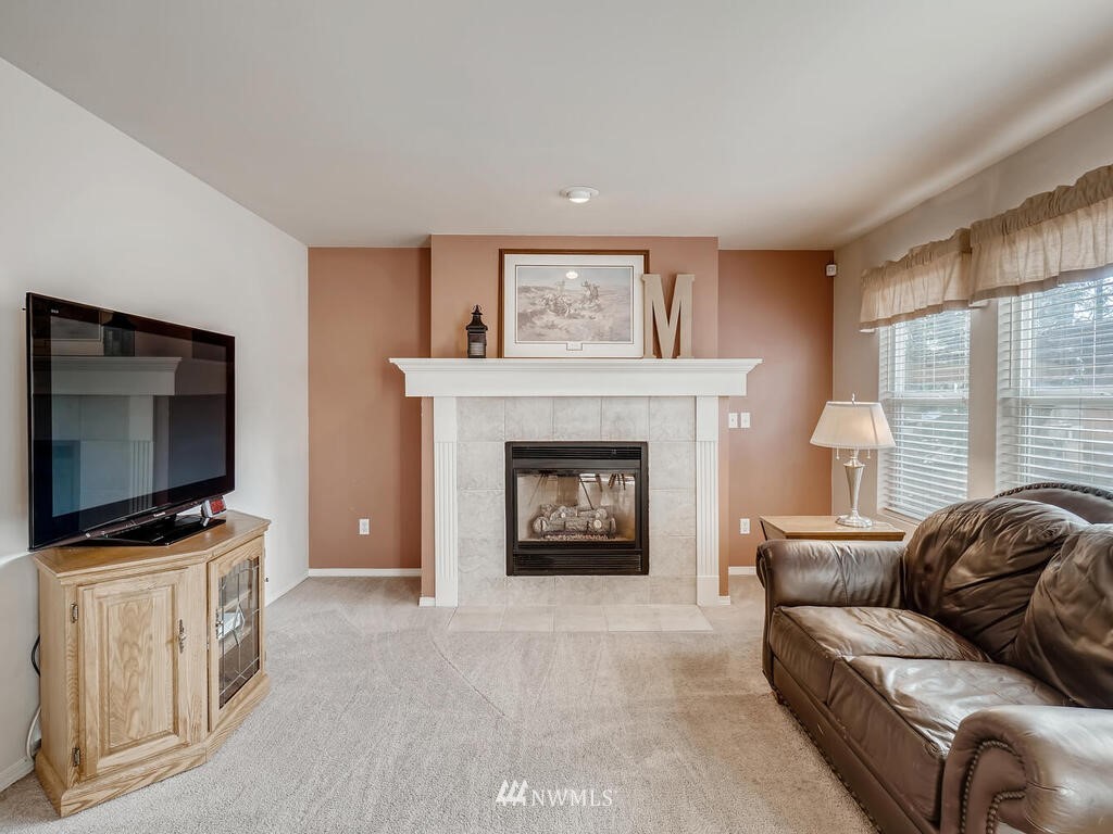 18804 1st Place West Bothell, WA 98012 - Photo 12 of 28 Gallery Image 12