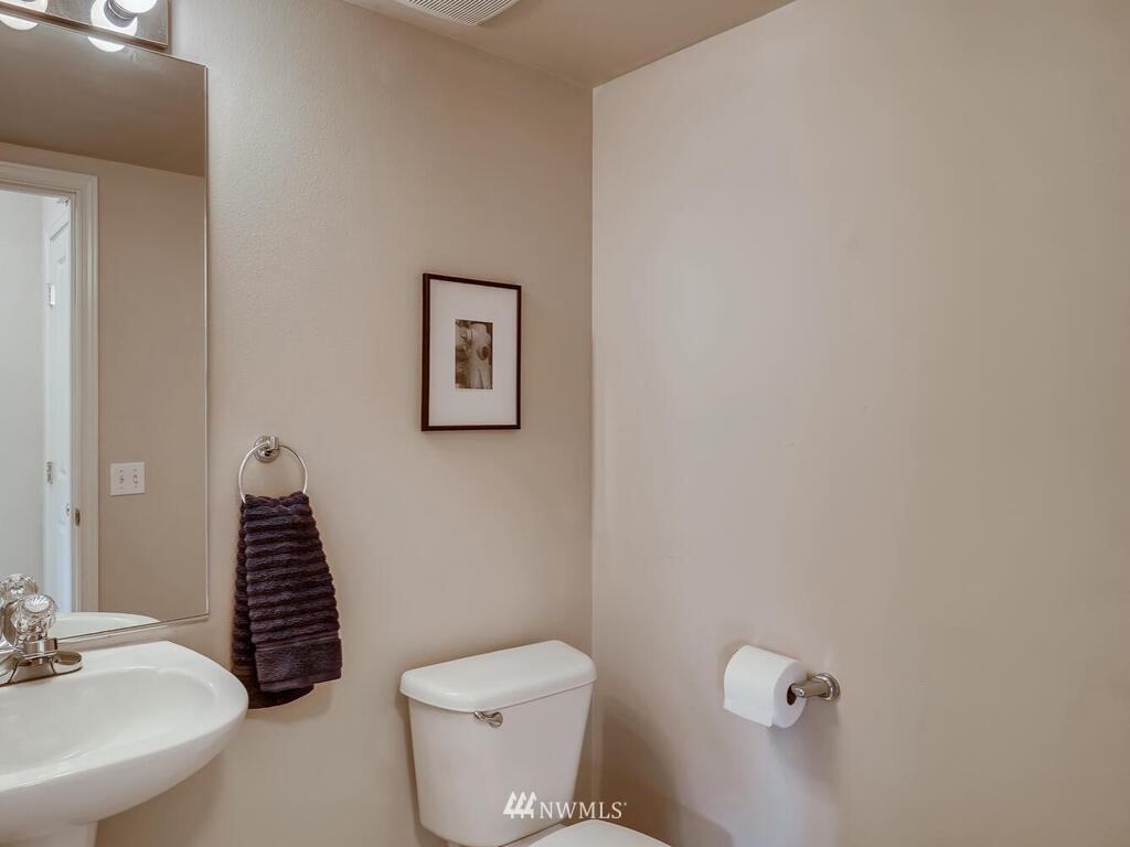 18804 1st Place West Bothell, WA 98012 - Photo 25 of 28 Gallery Image 25