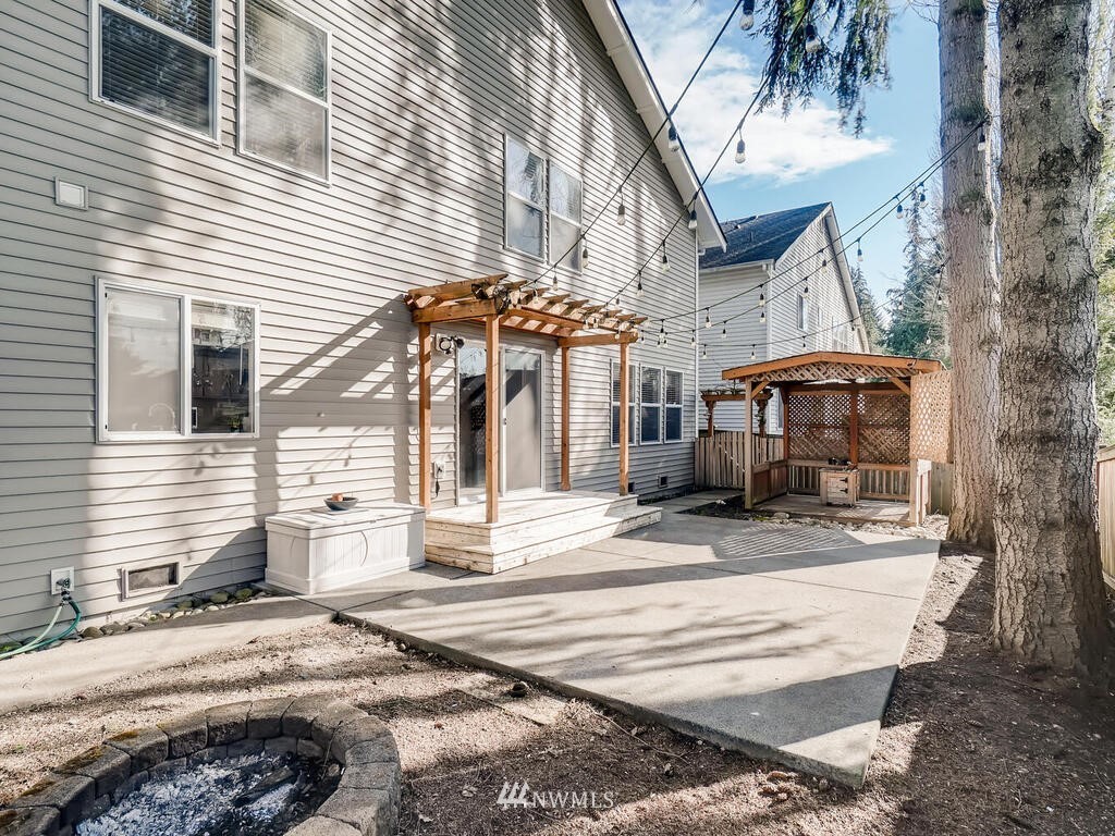 18804 1st Place West Bothell, WA 98012 - Photo 27 of 28 Gallery Image 27