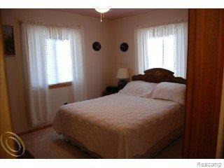 2310 Swarthout Road Pinckney, MI 48169 - Photo 8 of 11 bedroom