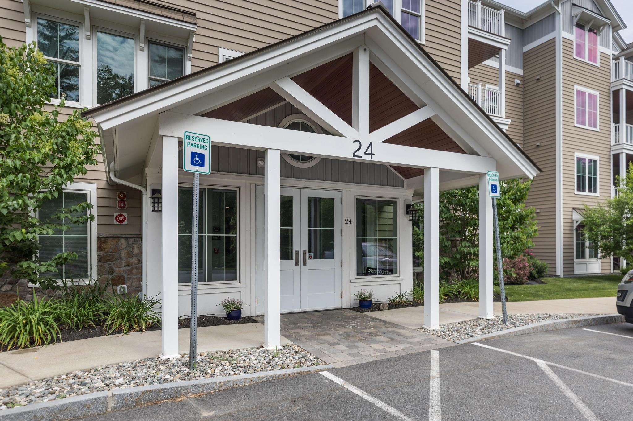 24 Willey Creek Road, Unit 105 Exeter, NH 03833 - Photo 1 of 43
