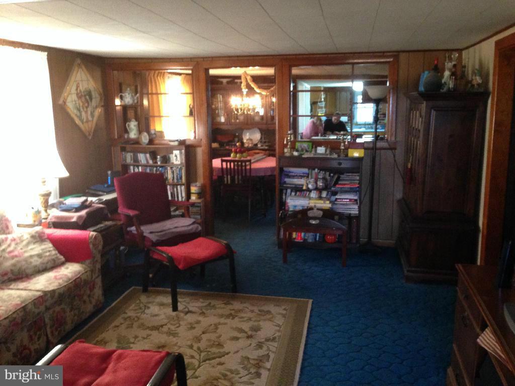 3640 Pepper Road Federalsburg, MD 21632 - Photo 14 of 30 Living Room